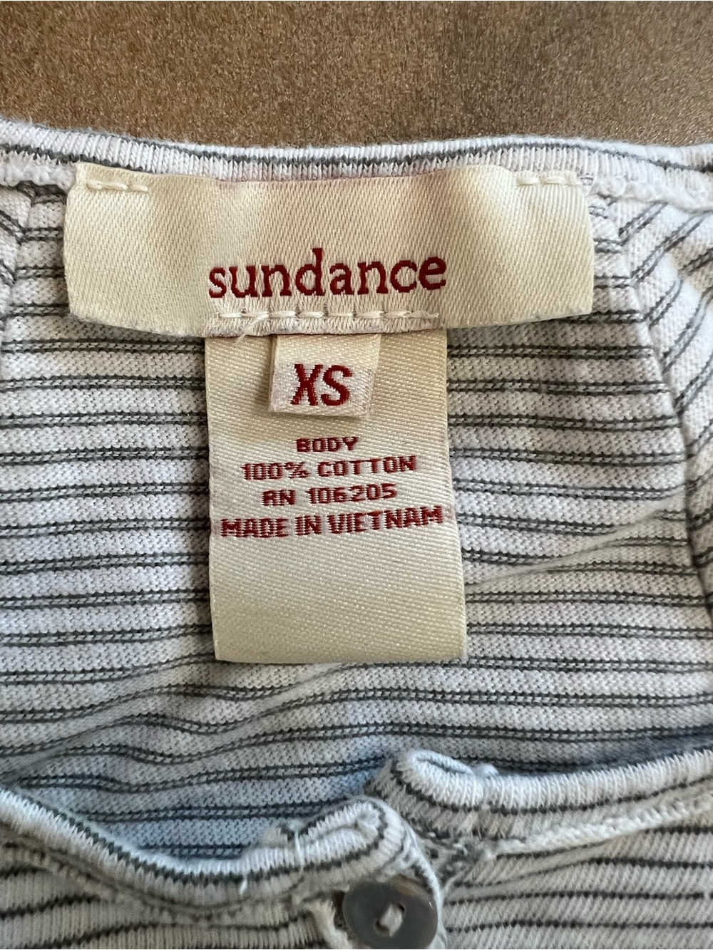 Sundance Striped Henley Top Grey & White XS Scoop Neck Curved Hem - Picture 4 of 8